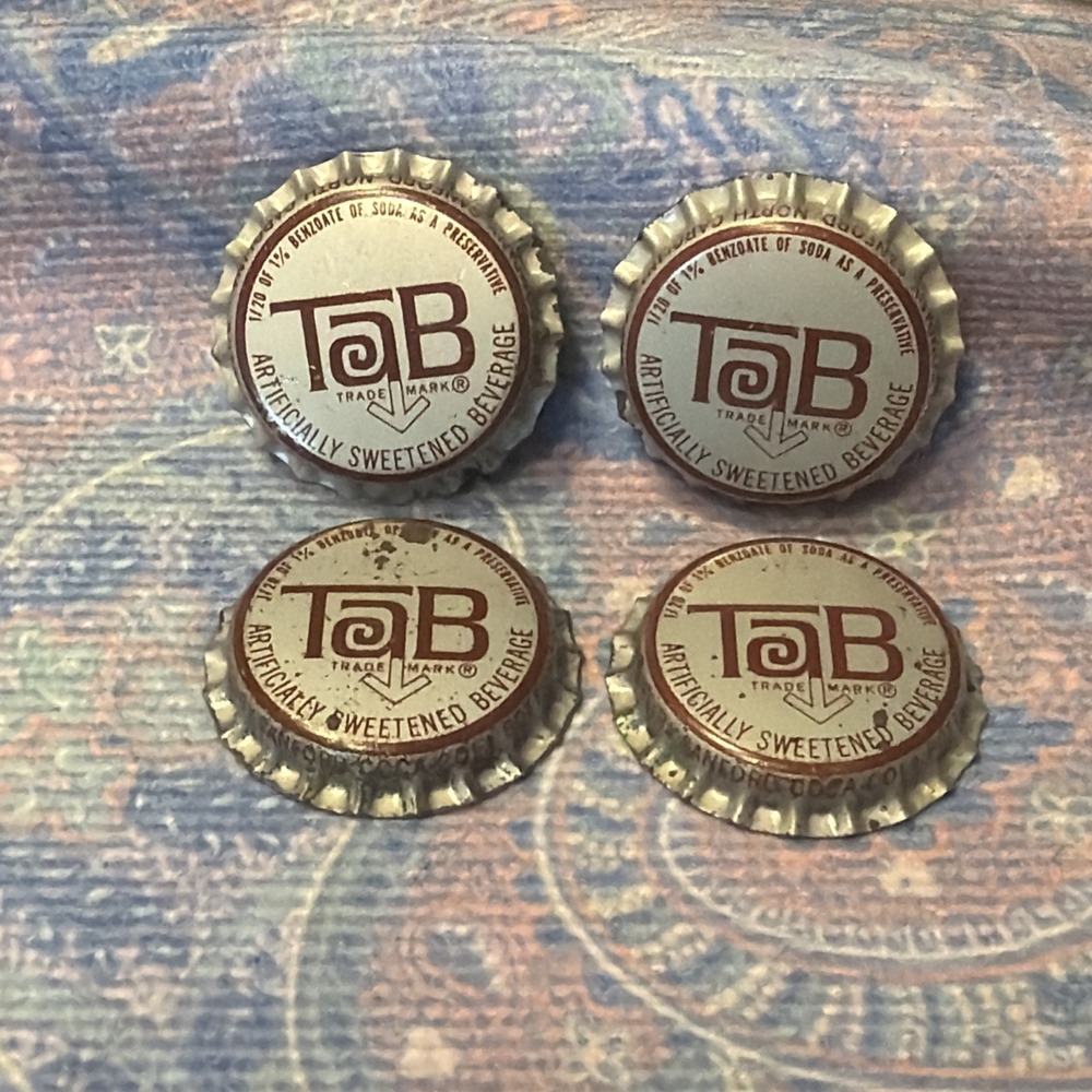 Vintage TaB Cork Lined bottle cap; 1960's; Unused; NOS; (ATLANTA, GEORGIA)